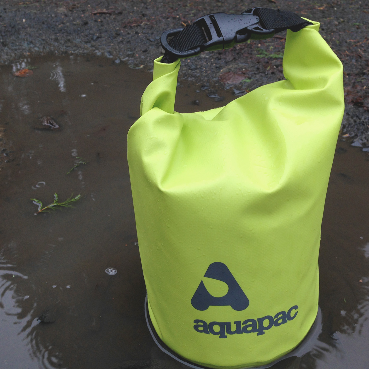 TrailProof™ Drybags & shoulder strap